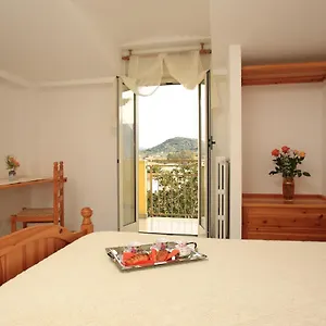 Dori D'oro 3*, Orosei Italia